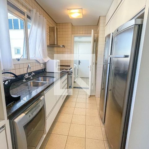Apartamento para alugar com 184m², 2 quartos e 3 vagasCozinha
