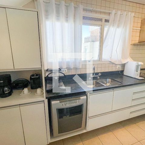 Apartamento para alugar com 184m², 2 quartos e 3 vagasCozinha