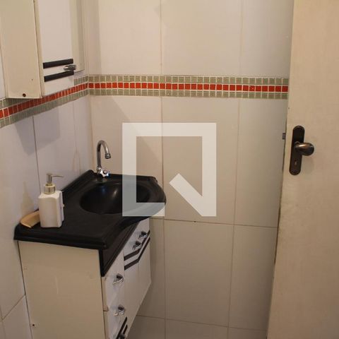 Casa à venda com 250m², 4 quartos e 1 vagaBanheiro