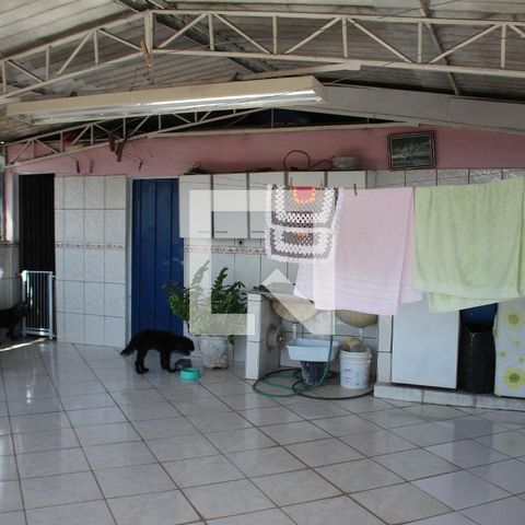 Casa à venda com 250m², 4 quartos e 1 vagaÁrea de Serviço