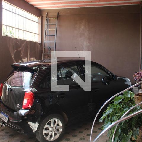 Casa à venda com 250m², 4 quartos e 1 vagaGaragem