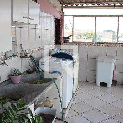 Casa à venda com 250m², 4 quartos e 1 vagaÁrea de Serviço