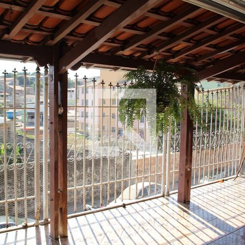Casa à venda com 250m², 4 quartos e 1 vagaVaranda - Sala 2