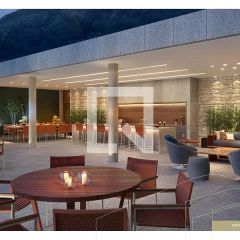 Apartamento à venda com 317m², 4 quartos e 5 vagas