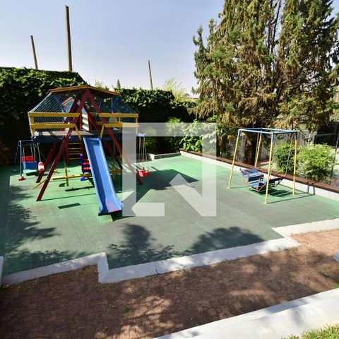 Apartamento para alugar com 176m², 4 quartos e 2 vagasÁrea comum - Playground