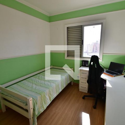 Apartamento para alugar com 176m², 4 quartos e 2 vagasQuarto 2