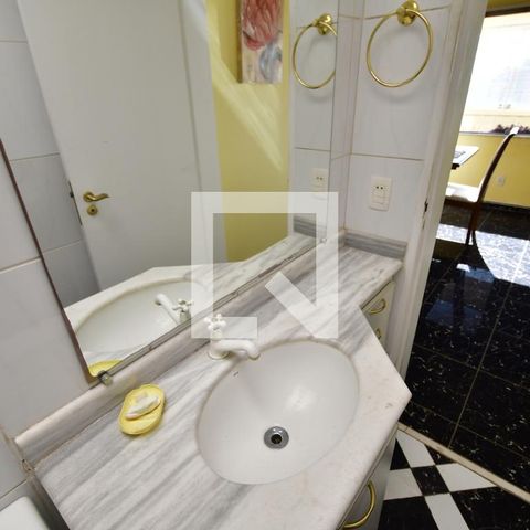 Apartamento para alugar com 176m², 4 quartos e 2 vagasBanheiro 2