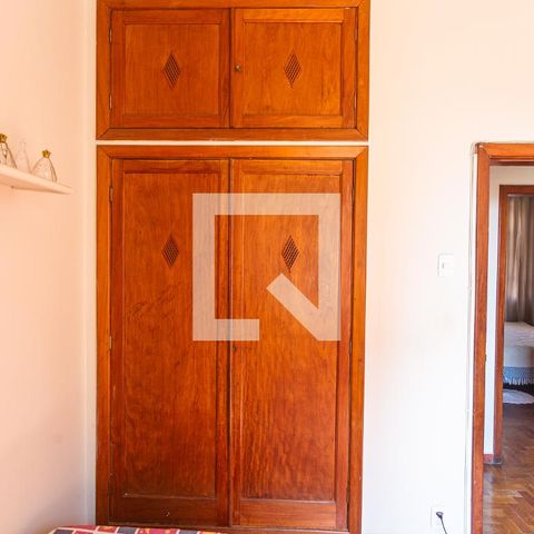 Apartamento à venda com 71m², 3 quartos e 1 vaga Apartamento à venda com 71m², 3 quartos e 1 vagaArmário do Quarto 2