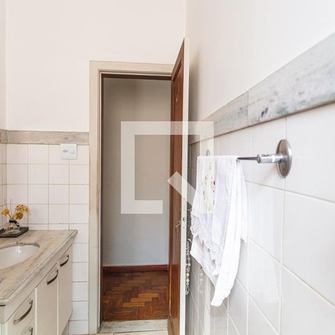 Apartamento à venda com 71m², 3 quartos e 1 vaga Apartamento à venda com 71m², 3 quartos e 1 vagaBanheiro Social