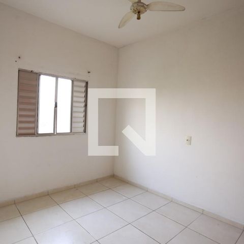 Casa à venda com 118m², 4 quartos e 2 vagasQuarto 2
