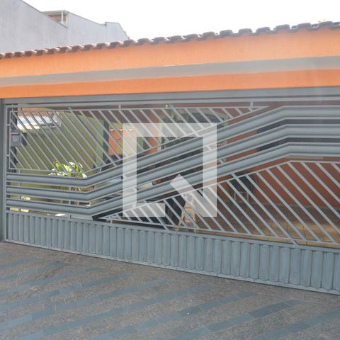 Casa à venda com 201m², 3 quartos e 2 vagasFachada