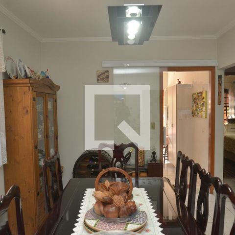 Casa à venda com 201m², 3 quartos e 2 vagasCopa