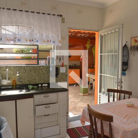 Casa à venda com 201m², 3 quartos e 2 vagasCozinha