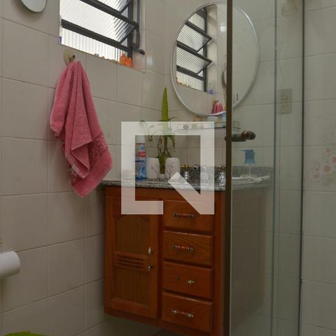 Casa à venda com 201m², 3 quartos e 2 vagasBanheiro