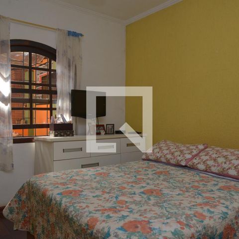 Casa à venda com 201m², 3 quartos e 2 vagasQuarto 4