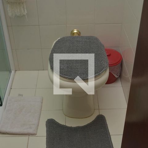 Casa à venda com 201m², 3 quartos e 2 vagasBanheiro