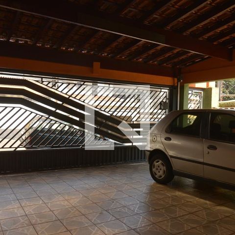 Casa à venda com 201m², 3 quartos e 2 vagasQuintal