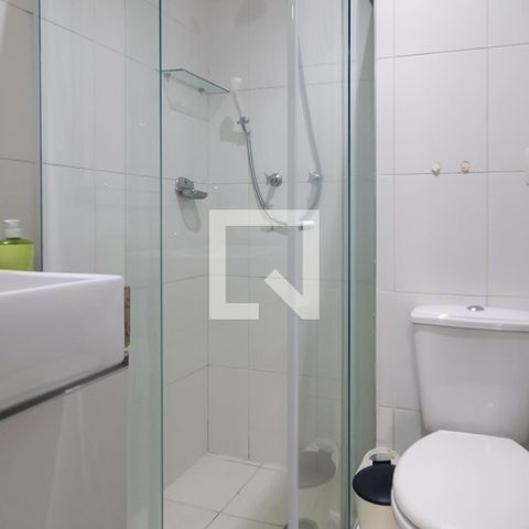 Studio à venda com 28m², 0 quarto e sem vaga Studio à venda com 28m², 0 quarto e sem vagaBanheiro