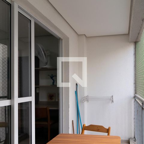 Studio à venda com 28m², 0 quarto e sem vaga Studio à venda com 28m², 0 quarto e sem vagaSacada