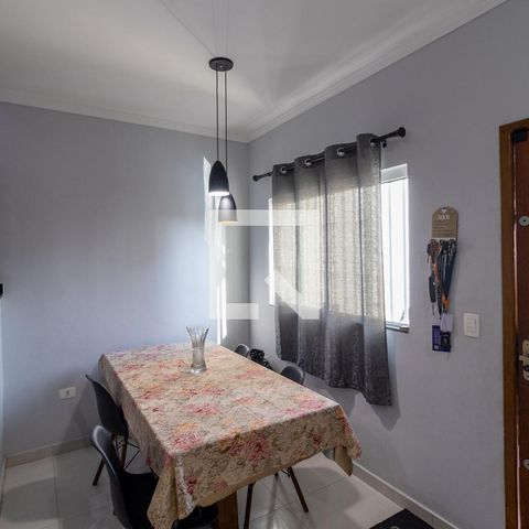 Casa à venda com 119m², 3 quartos e 2 vagasSala