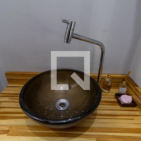 Casa à venda com 119m², 3 quartos e 2 vagasLavabo