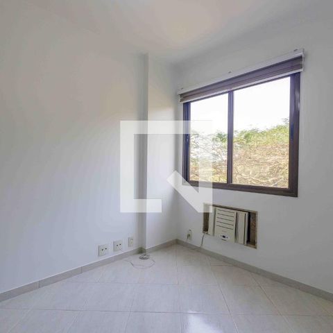Apartamento à venda com 121m², 4 quartos e 2 vagasQuarto 2