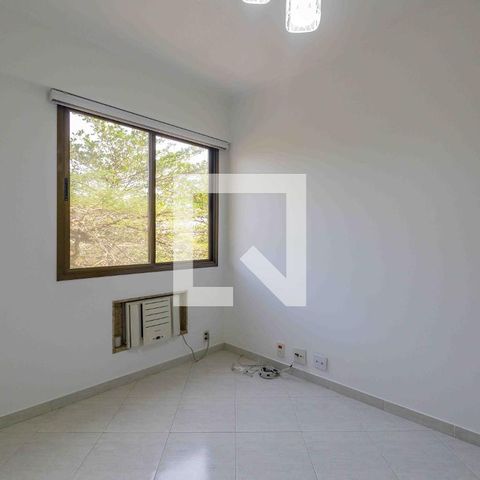 Apartamento à venda com 121m², 4 quartos e 2 vagasQuarto 3
