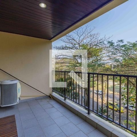 Apartamento à venda com 121m², 4 quartos e 2 vagasVaranda