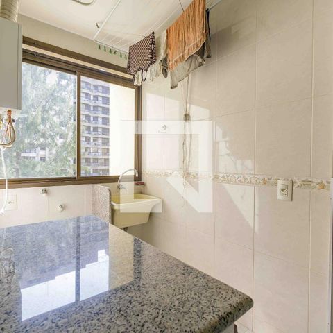 Apartamento à venda com 121m², 4 quartos e 2 vagasÁrea de Serviço