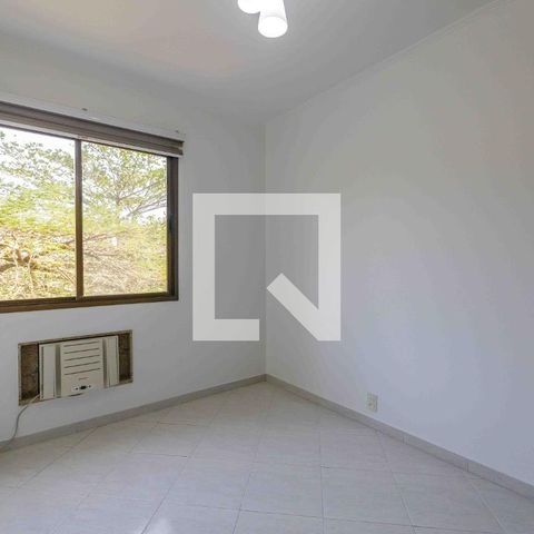 Apartamento à venda com 121m², 4 quartos e 2 vagasQuarto 2