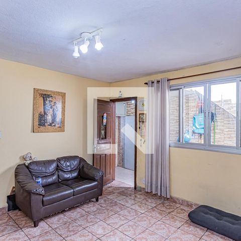 Casa à venda com 122m², 3 quartos e 1 vaga Casa à venda com 122m², 3 quartos e 1 vagaSala