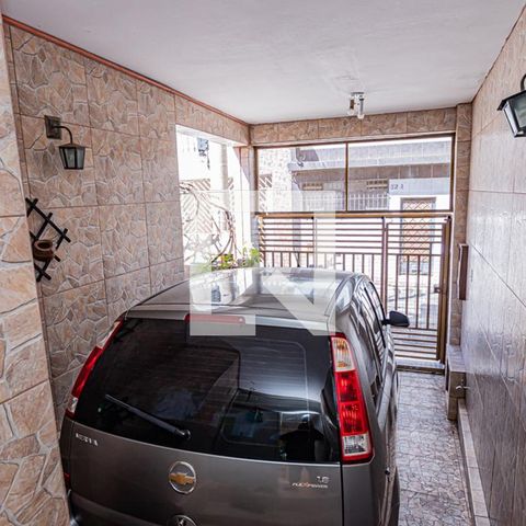 Casa à venda com 122m², 3 quartos e 1 vaga Casa à venda com 122m², 3 quartos e 1 vagaGaragem