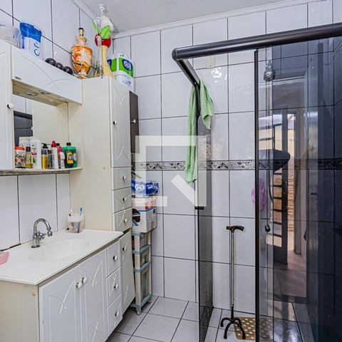 Casa à venda com 122m², 3 quartos e 1 vaga Casa à venda com 122m², 3 quartos e 1 vagaBanheiro