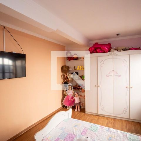 Casa à venda com 201m², 3 quartos e 2 vagas Casa à venda com 201m², 3 quartos e 2 vagasQuarto 2