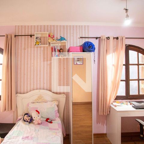 Casa à venda com 201m², 3 quartos e 2 vagas Casa à venda com 201m², 3 quartos e 2 vagasQuarto 2