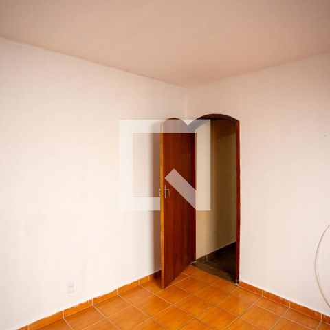 Casa à venda com 201m², 3 quartos e 2 vagas Casa à venda com 201m², 3 quartos e 2 vagasQuarto de Serviço