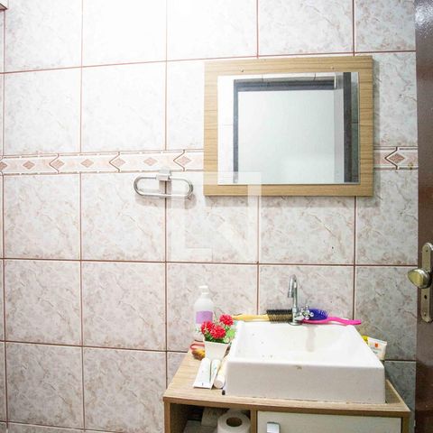 Casa à venda com 201m², 3 quartos e 2 vagas Casa à venda com 201m², 3 quartos e 2 vagasLavabo