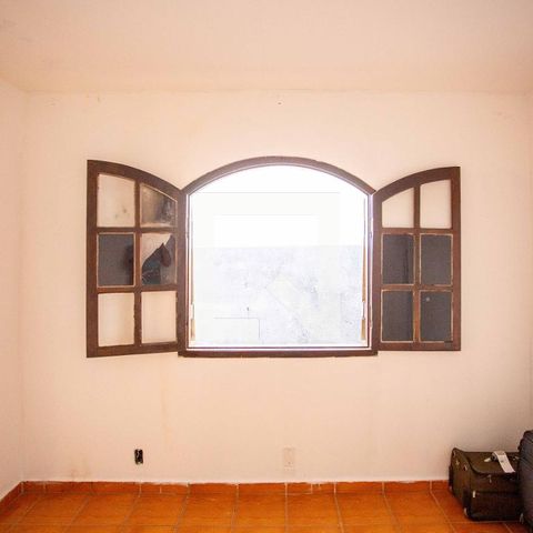 Casa à venda com 201m², 3 quartos e 2 vagas Casa à venda com 201m², 3 quartos e 2 vagasQuarto de Serviço