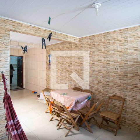 Casa à venda com 201m², 3 quartos e 2 vagas Casa à venda com 201m², 3 quartos e 2 vagasEspaço Gourmet