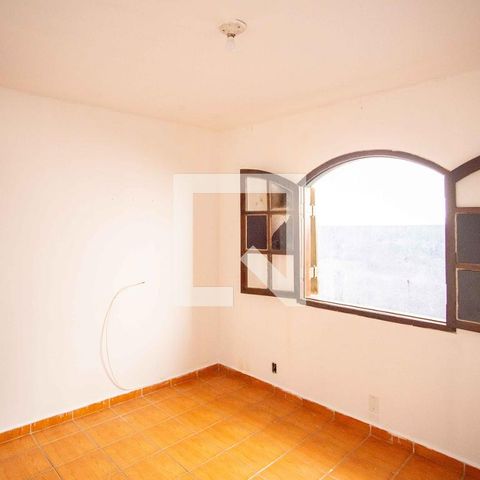 Casa à venda com 201m², 3 quartos e 2 vagas Casa à venda com 201m², 3 quartos e 2 vagasQuarto de Serviço