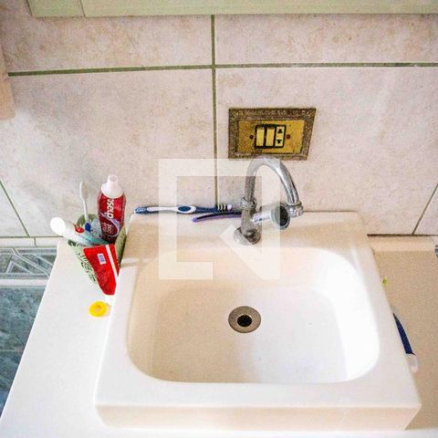 Casa à venda com 201m², 3 quartos e 2 vagas Casa à venda com 201m², 3 quartos e 2 vagasBanheiro da Suíte