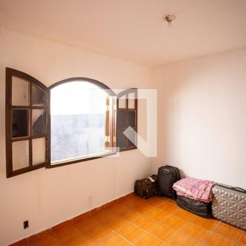 Casa à venda com 201m², 3 quartos e 2 vagas Casa à venda com 201m², 3 quartos e 2 vagasQuarto de Serviço