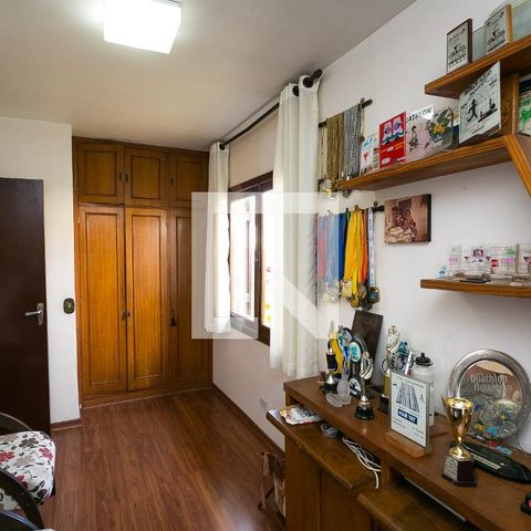 Casa à venda com 170m², 3 quartos e 2 vagas Casa à venda com 170m², 3 quartos e 2 vagasquarto 1
