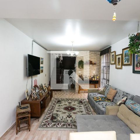 Casa à venda com 170m², 3 quartos e 2 vagas Casa à venda com 170m², 3 quartos e 2 vagassala 2