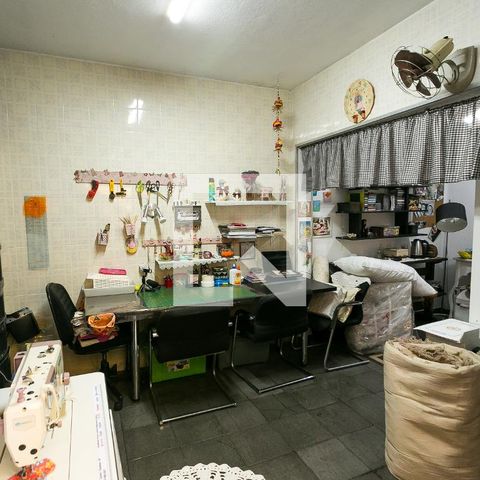 Casa à venda com 170m², 3 quartos e 2 vagas Casa à venda com 170m², 3 quartos e 2 vagasÁrea de Serviço