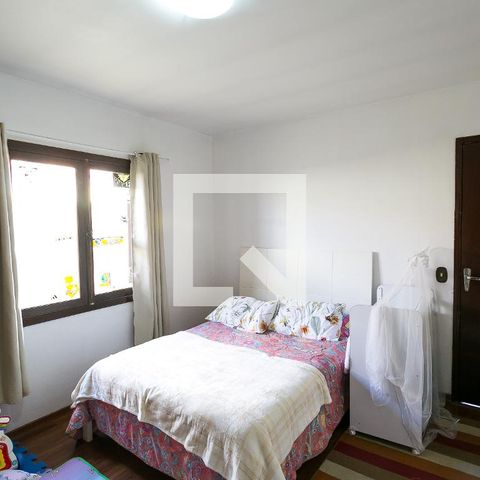 Casa à venda com 170m², 3 quartos e 2 vagas Casa à venda com 170m², 3 quartos e 2 vagasquarto 2