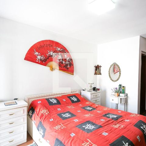 Casa à venda com 170m², 3 quartos e 2 vagas Casa à venda com 170m², 3 quartos e 2 vagassuíte