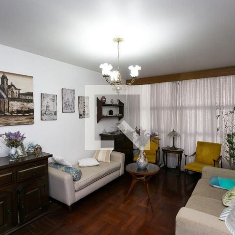 Casa à venda com 170m², 3 quartos e 2 vagas Casa à venda com 170m², 3 quartos e 2 vagasSala