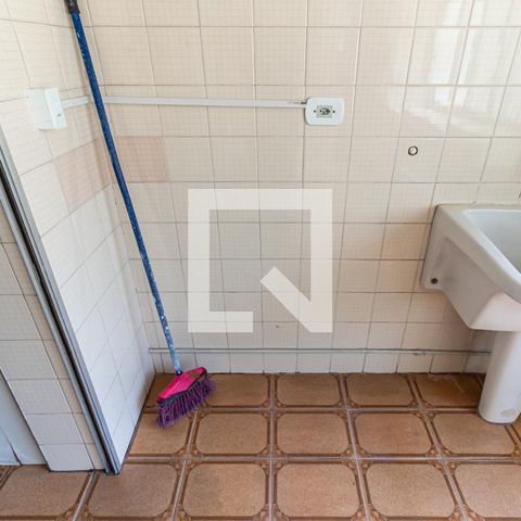 Apartamento para alugar com 110m², 3 quartos e 1 vagaÁrea de Serviço