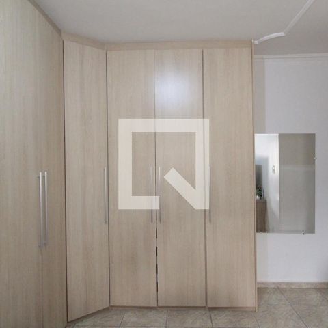 Casa à venda com 200m², 6 quartos e 2 vagasSuite